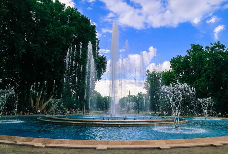 Fuente de la Música