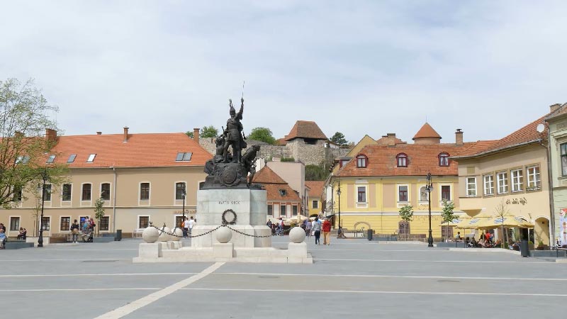 Plaza Dobó